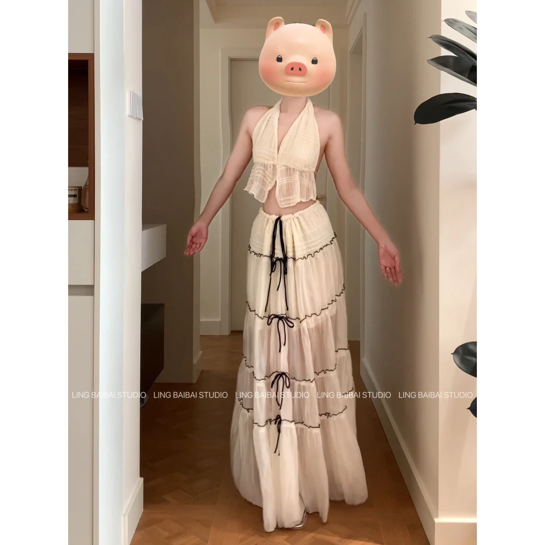 //泰兰德之旅//法式度假风挂脖上衣+大裙摆半身裙套装沙滩裙