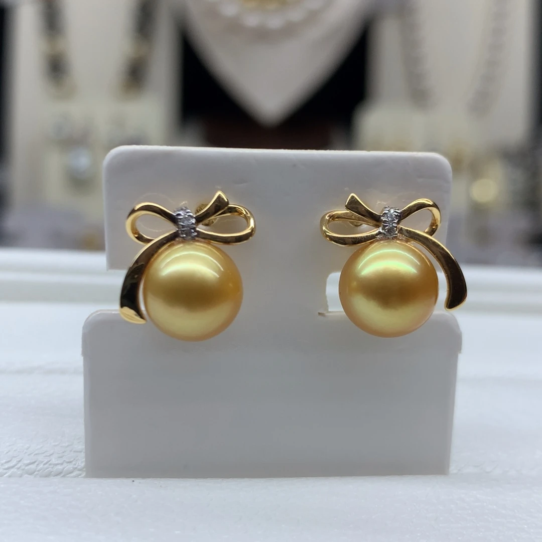 耳饰18K金镶嵌海水珍珠8.6mm金珠耳钉