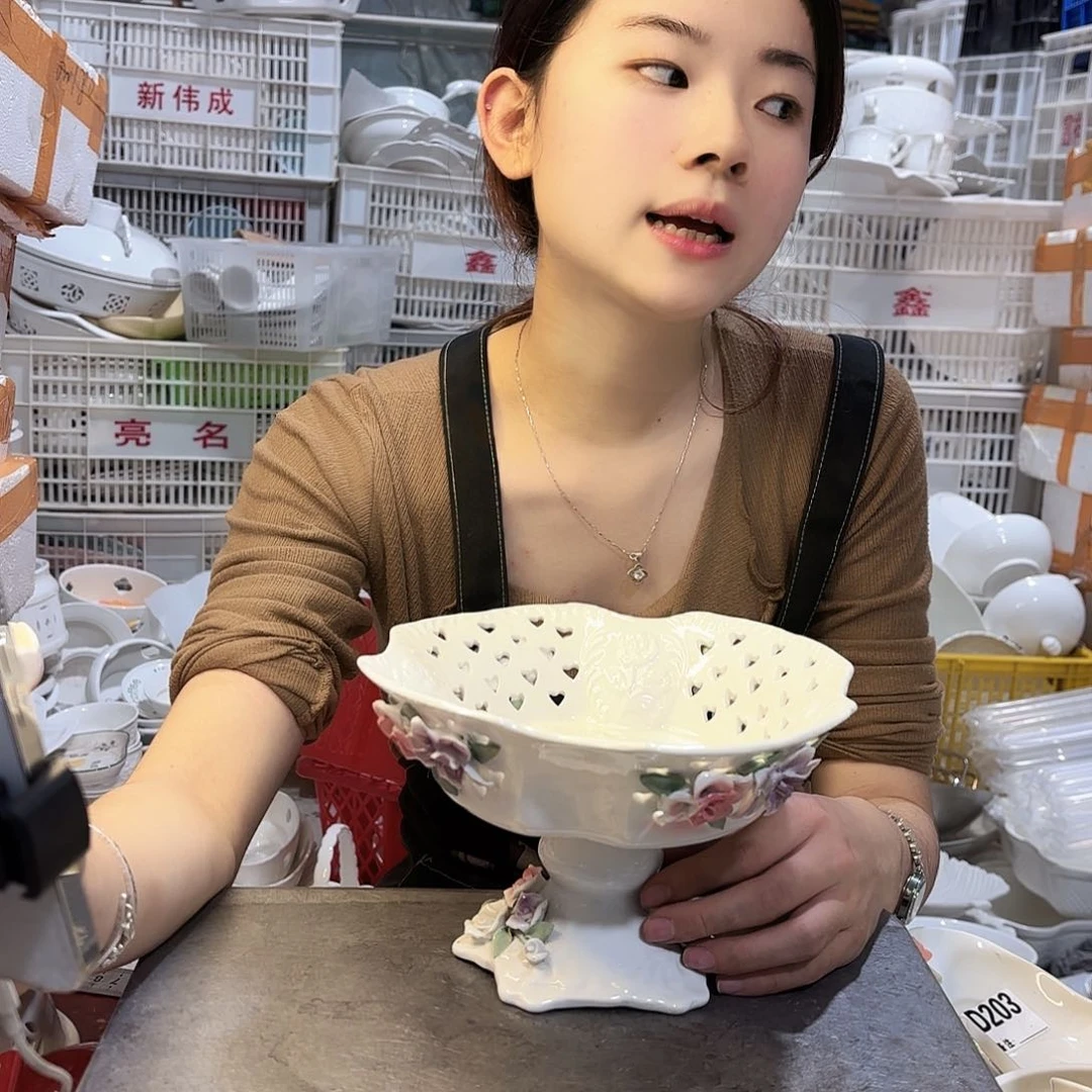 盘微瑕产品………捏花一个