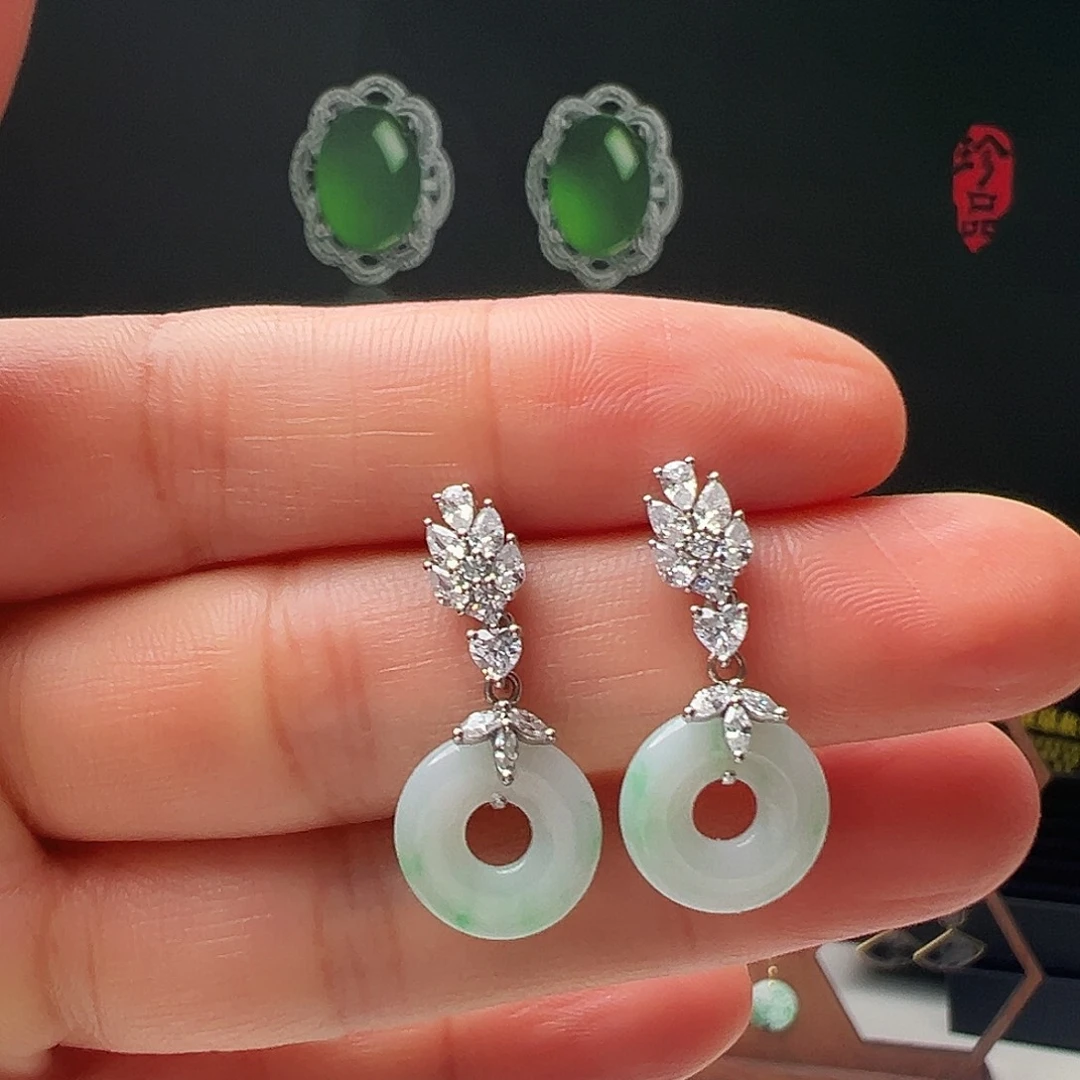 翡翠18K金镶嵌耳饰天然翡翠