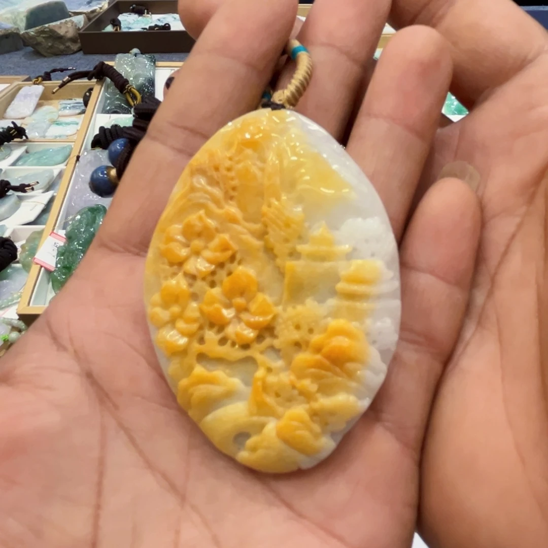 翡翠未镶嵌颈饰天然