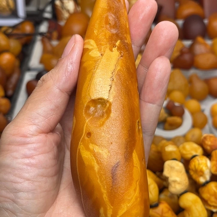 琥珀未镶嵌裸石天然蜜蜡花蜡手把件