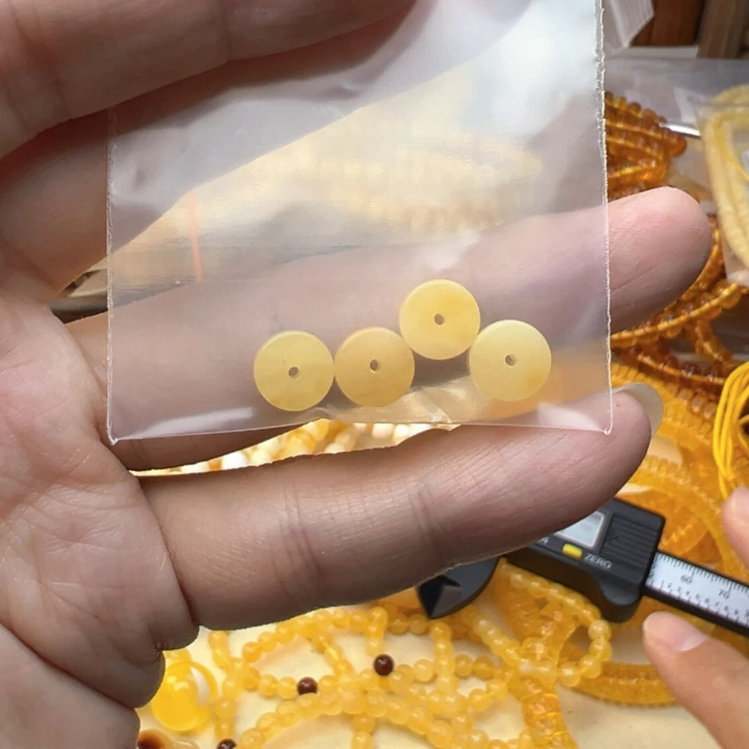 未镶嵌琥珀裸石4片8药片