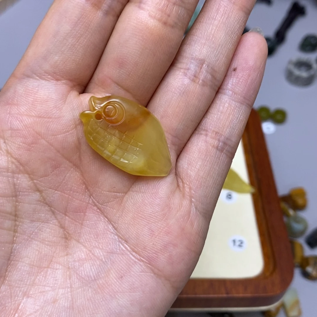 蛇纹石玉合金配饰芬**织