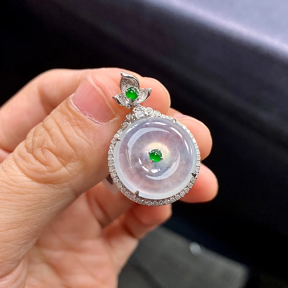 如意宝珠宝 天然A货18K金钻石围镶白冰平安扣翡翠玉石吊坠HS8