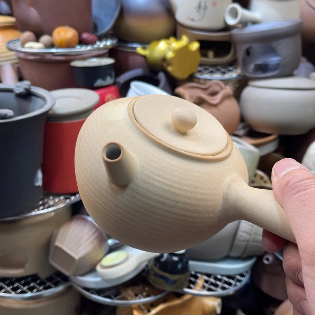 壶陶他也不会在外面等她