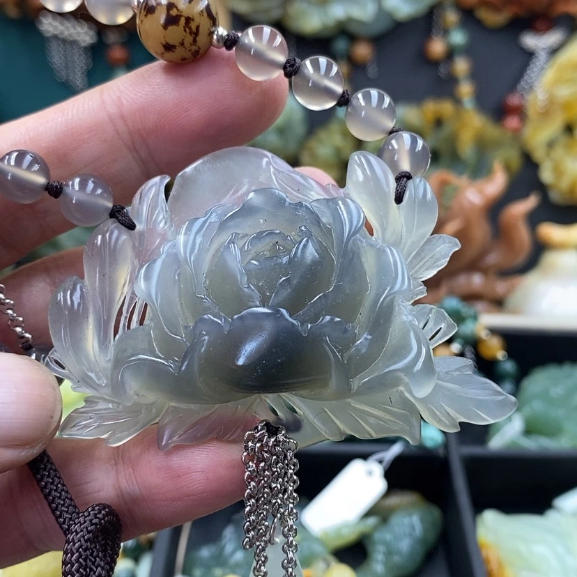 【闪购商品】未镶嵌蛇纹石玉吊坠