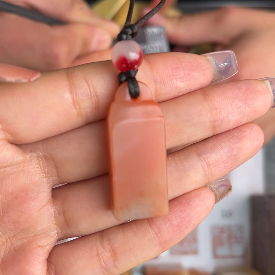 老挝石沐**法现场纯手工篆刻