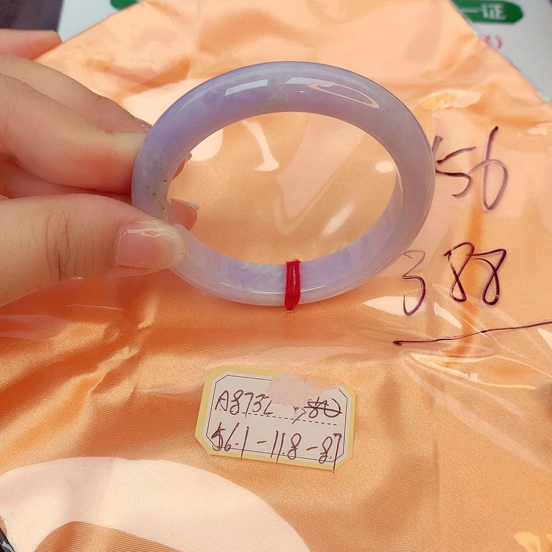 翡翠手镯未镶嵌缅甸翡翠