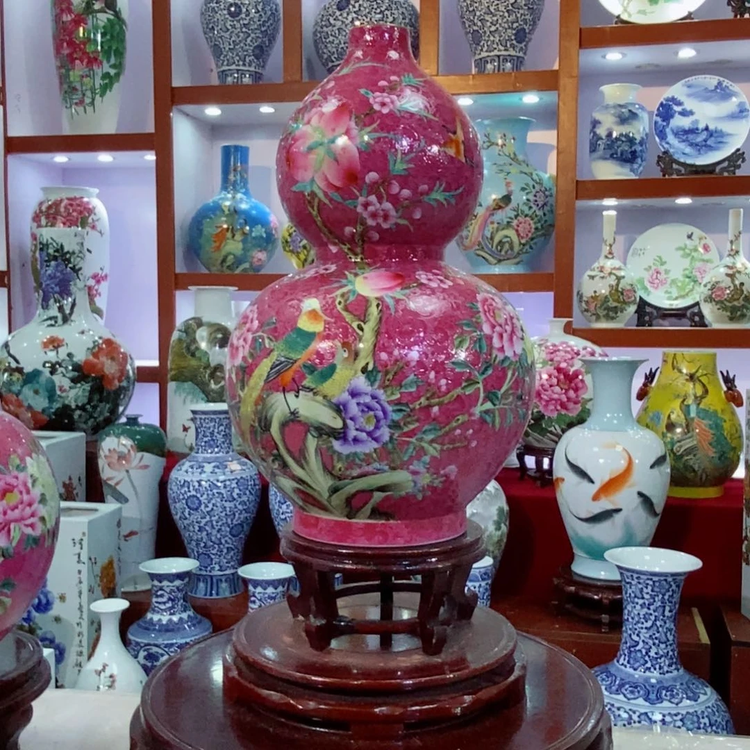 瓶胭脂红扒花宝葫芦