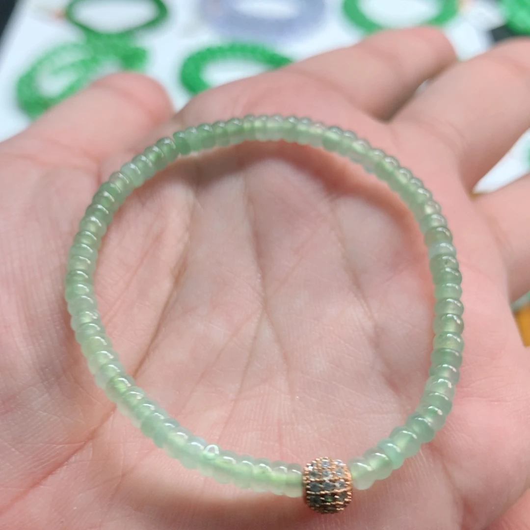 翡翠未镶嵌手链翡翠