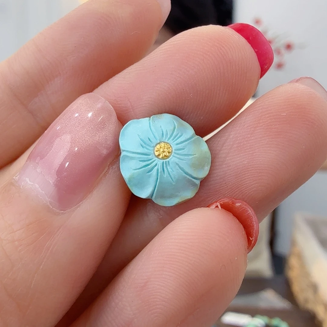 绿松石未镶嵌珠宝奇石