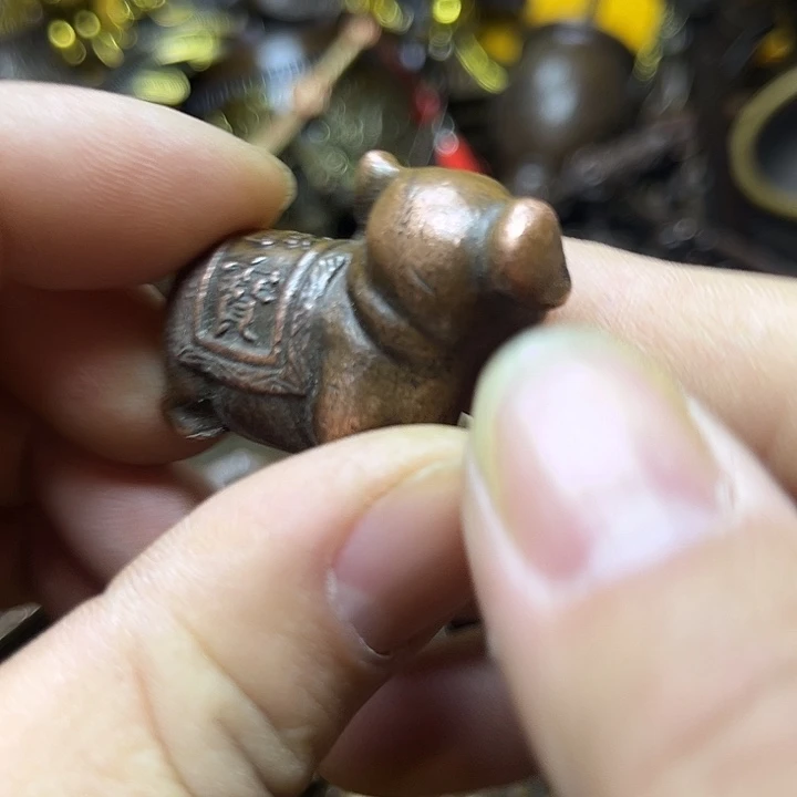 诚信经营精美铜器