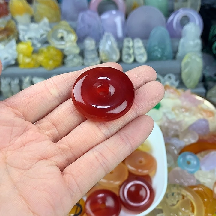 以***安玛瑙/玉髓未镶嵌颈饰