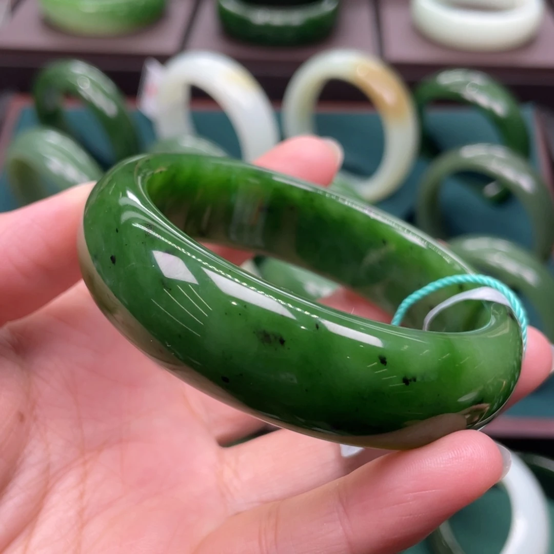 和田玉（碧玉）未镶嵌手镯6061