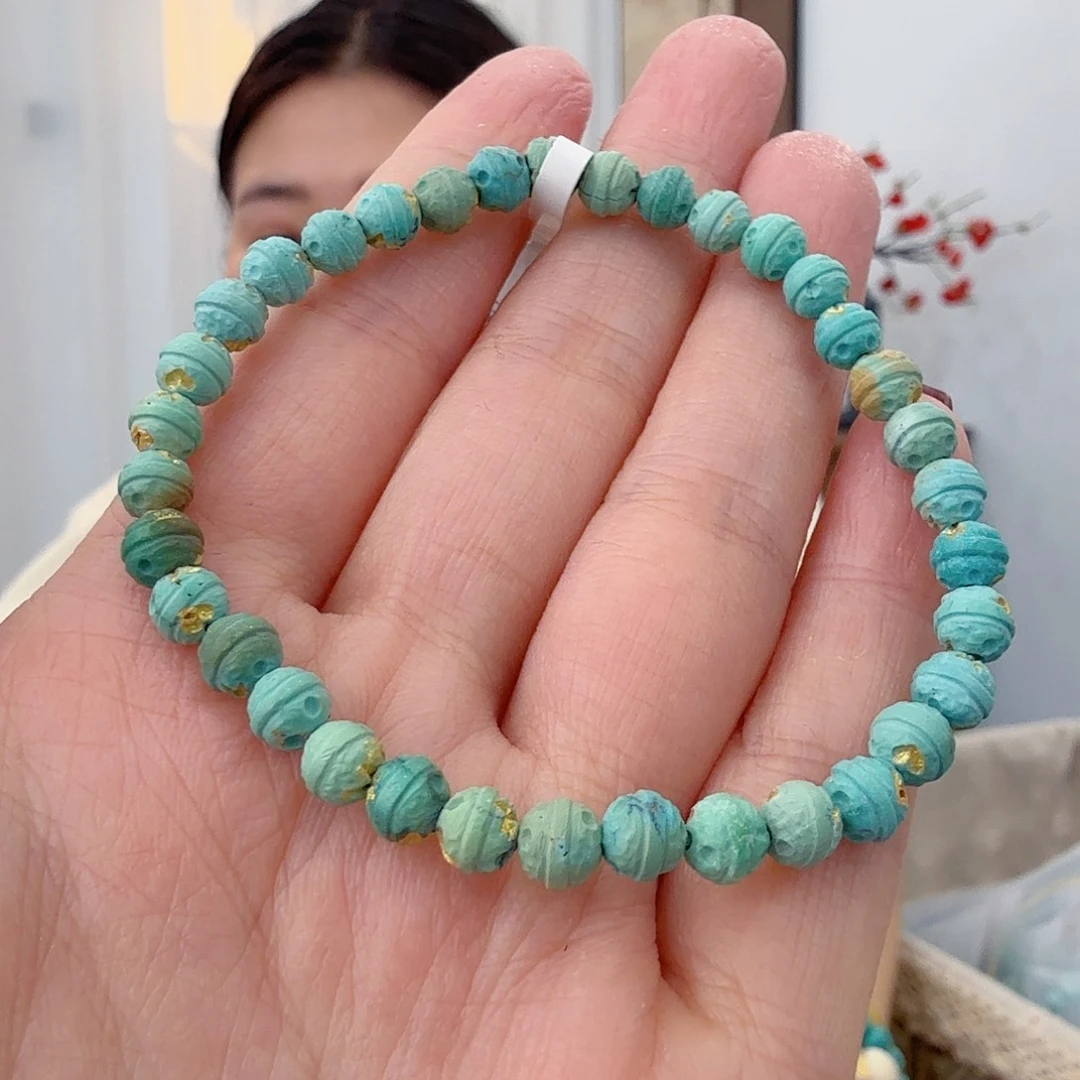 绿松石未镶嵌珠宝奇石