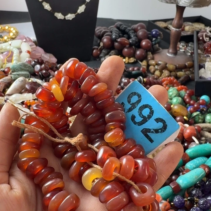 灰***3玛瑙/玉髓未镶嵌颈饰