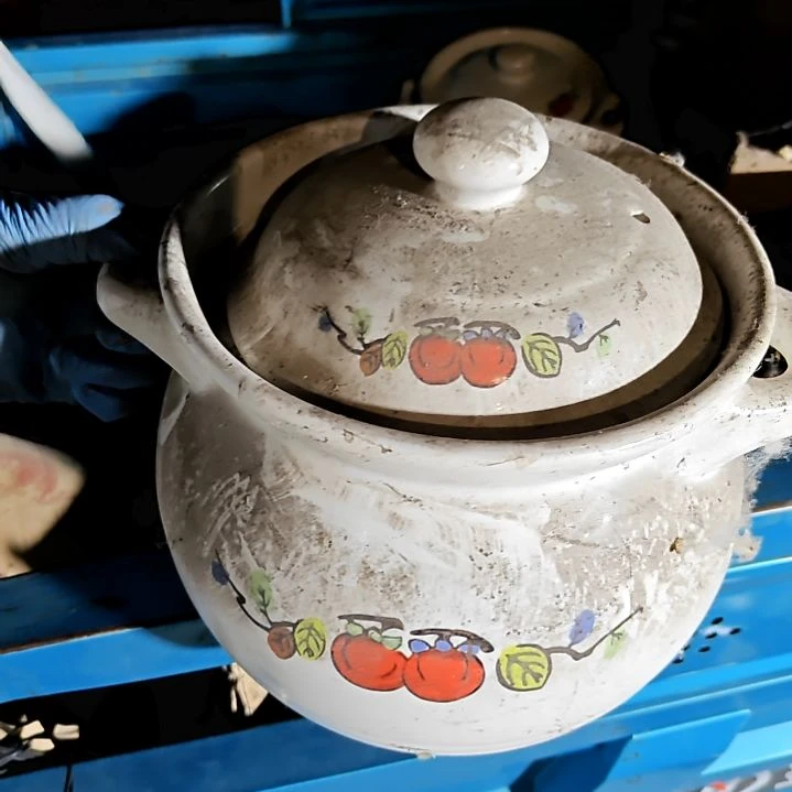 摆件陶瓷盘子碗啥都有