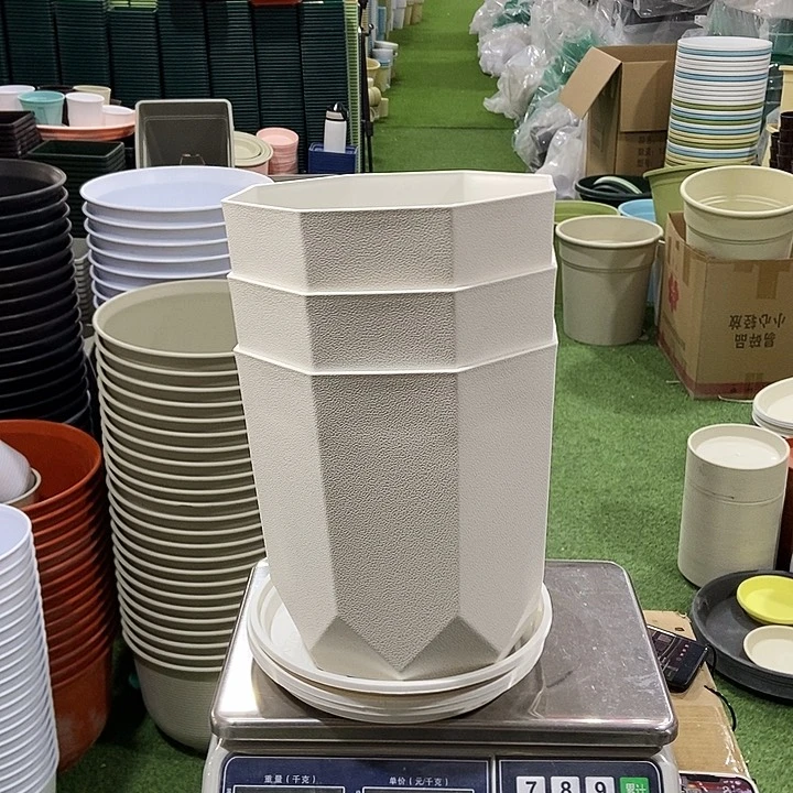 FC220口22高24白色3个带拖