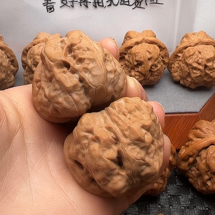 M***8把件文玩核桃蛤蟆