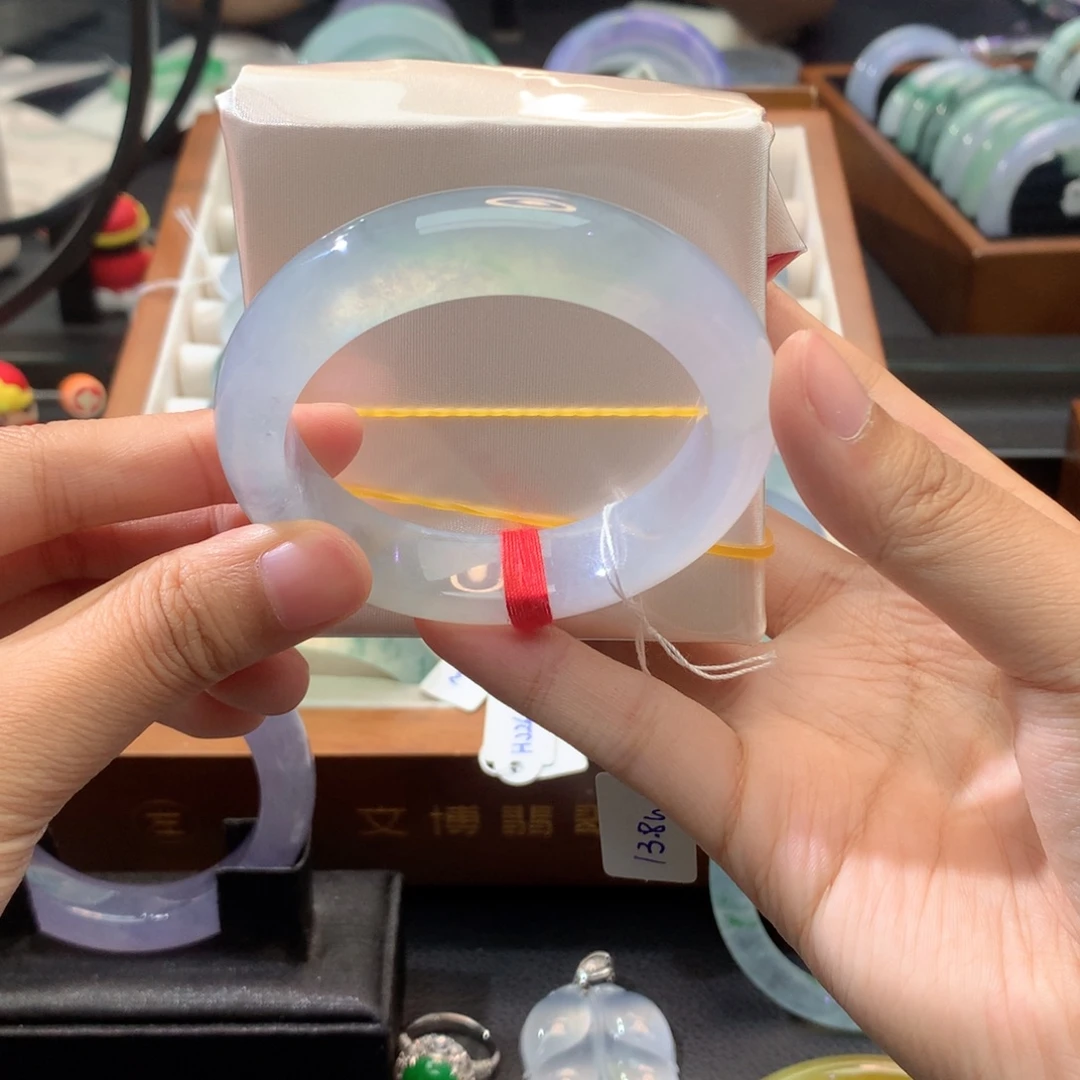 翡翠未镶嵌手镯正圈