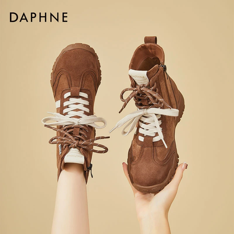 达芙妮小个子内增高厚底德训靴女鞋2025秋季韩版适合旅游穿的短靴