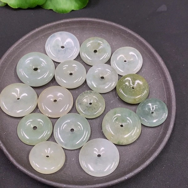 天然翡翠平安扣吊坠