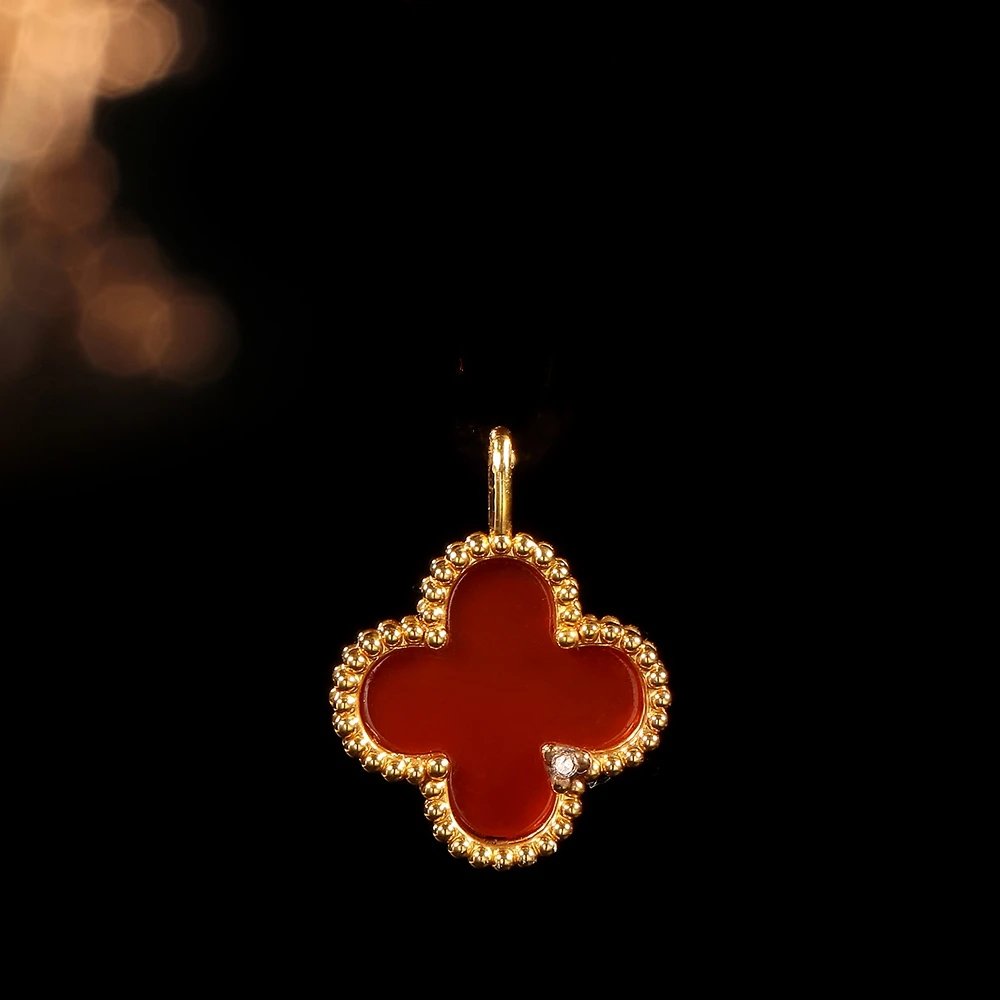 【巧儿专属】18k金钻石红玛瑙四叶精致吊坠（不含链）时尚 五金女