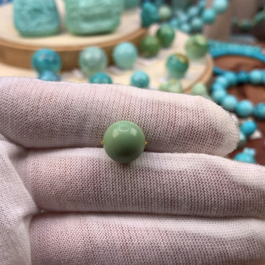 绿松石未镶嵌珠宝奇石10.7mm