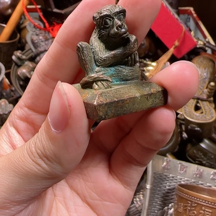 铜器把玩摆件链接