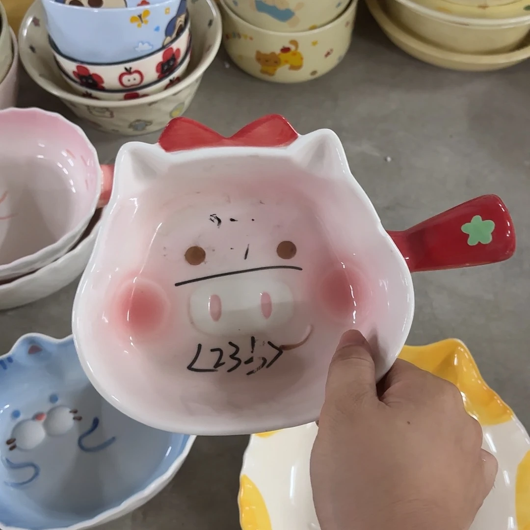 搪瓷微瑕猪手柄一个