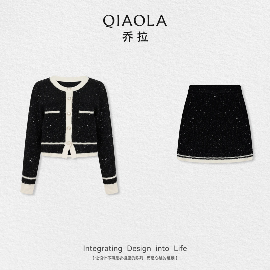 QIAOLA/乔拉【星河万里】秋冬款闪片毛织拼圆领单排扣时尚套装