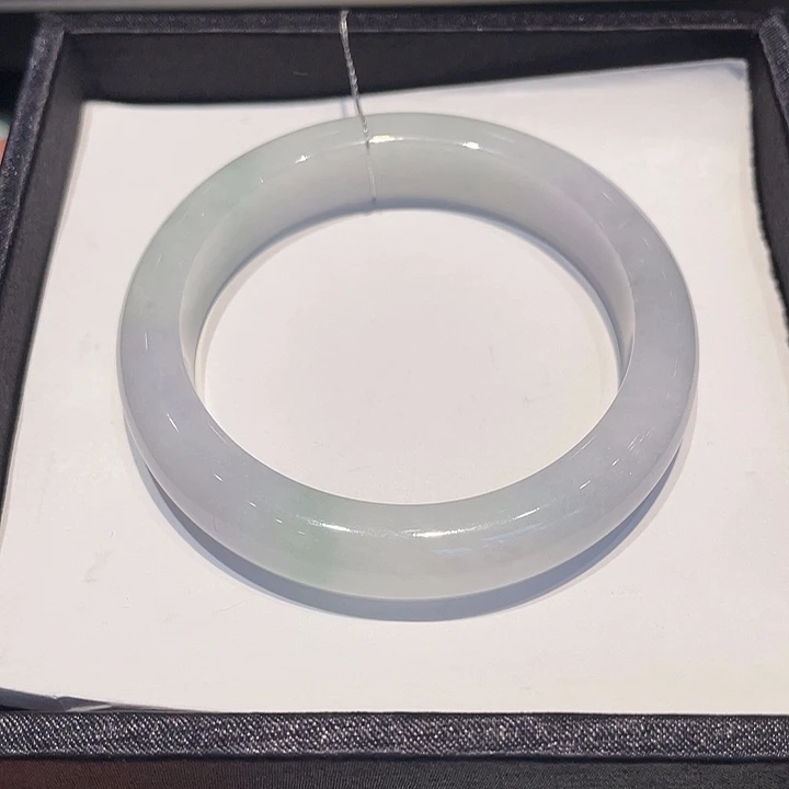 翡翠未镶嵌手镯翡翠手镯