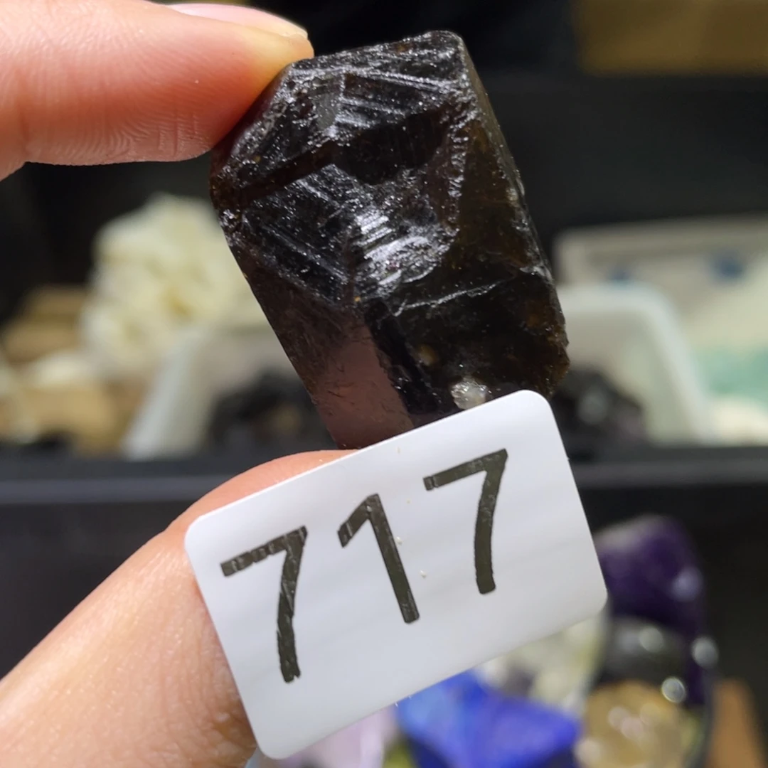 未镶嵌水晶珠宝半成品