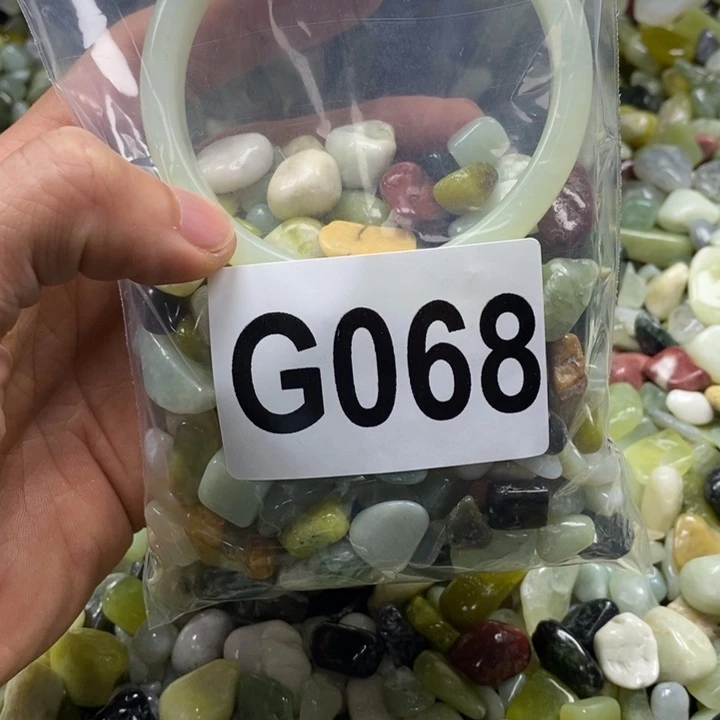 蛇纹石玉鱼缸石未镶嵌