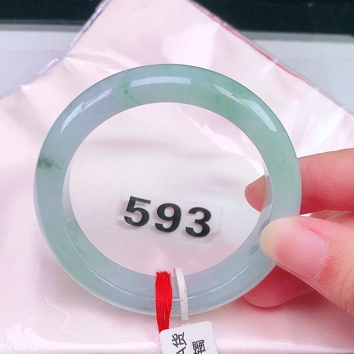 翡翠未镶嵌手镯翡翠手镯