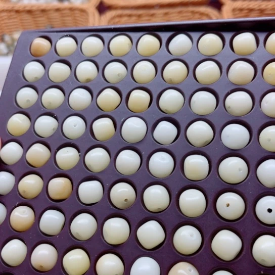 吊坠白玉菩提瑕疵11-10汤圆桶珠200颗