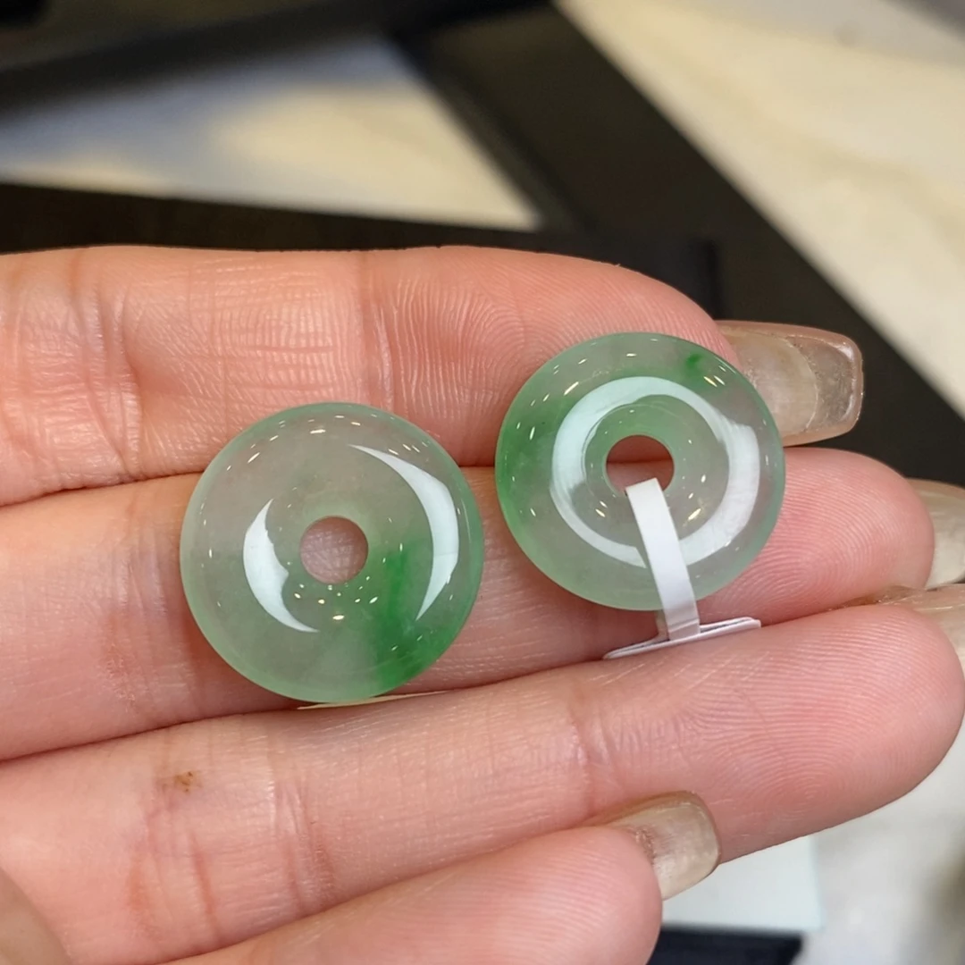 翡翠耳饰未镶嵌甜甜圈
