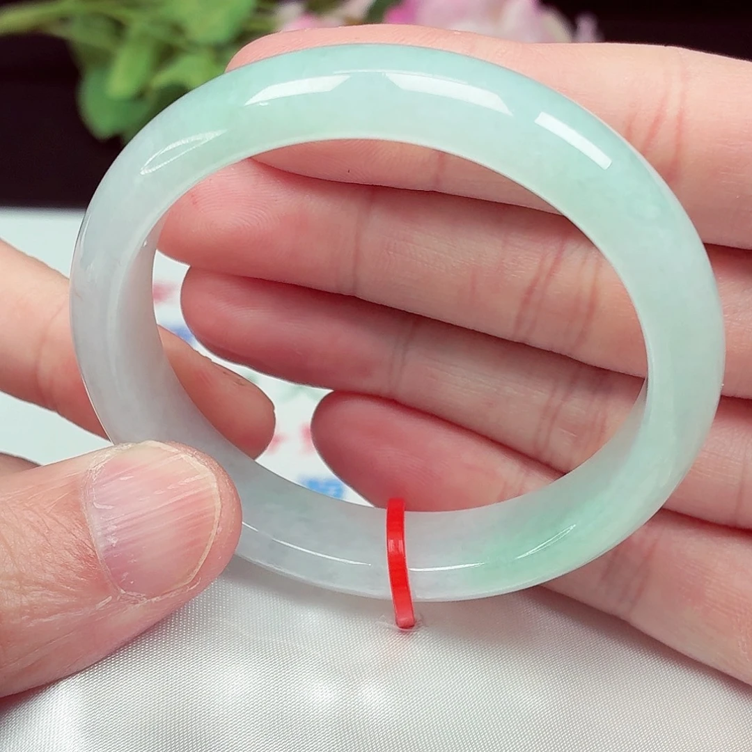 翡翠未镶嵌手镯54.5圈贵妃