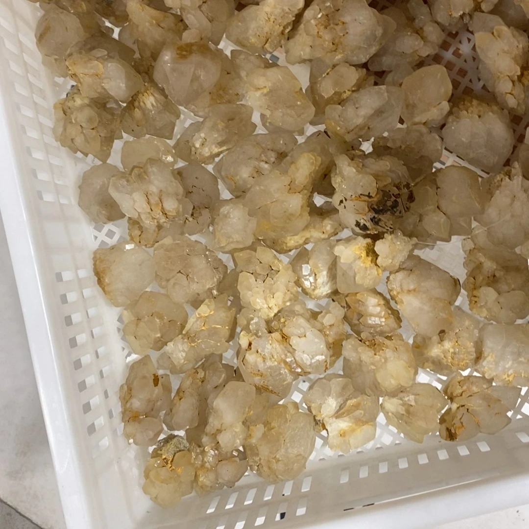 水晶手链未镶嵌菠萝晶