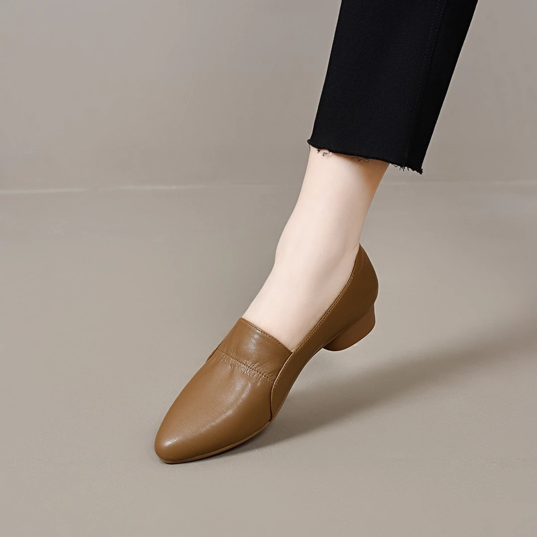 2025年夏季套脚尖头单鞋浅口深口单鞋舒适平底百搭秋季中跟单鞋女