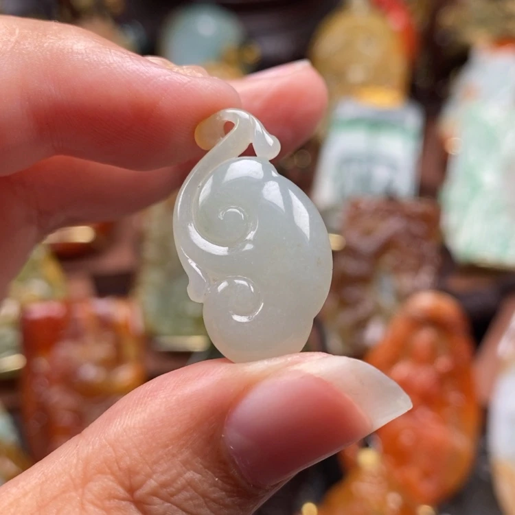 【闪购商品】颈饰未镶嵌翡翠