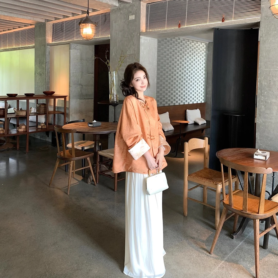 “国风春时令”邂逅东方雅韵！温婉新中式国风外套