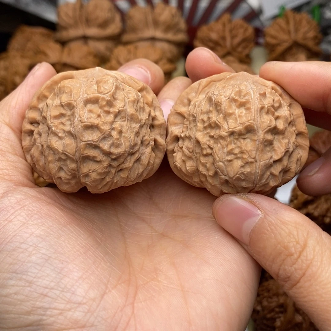 文玩核桃把件602号43.5-47全瓜