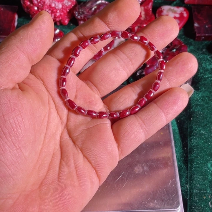 天然辰砂原石首饰