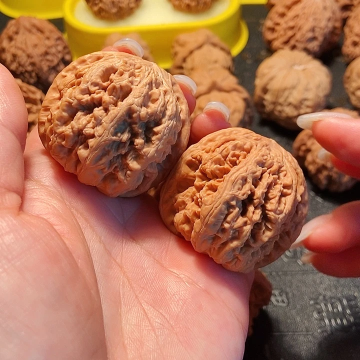 吊坠文玩核桃睡****。平谷粗筋