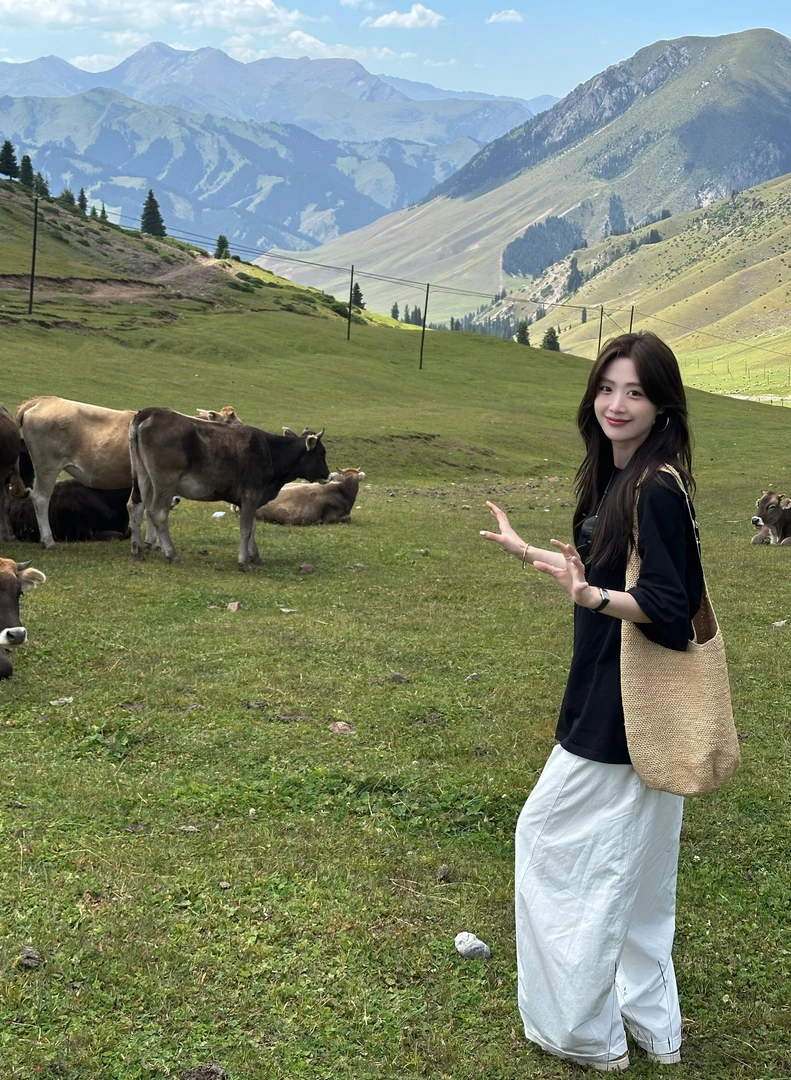 2025新款短袖T恤女款韩系ins衣服夏季宽松甜美风休闲阔腿裤套装