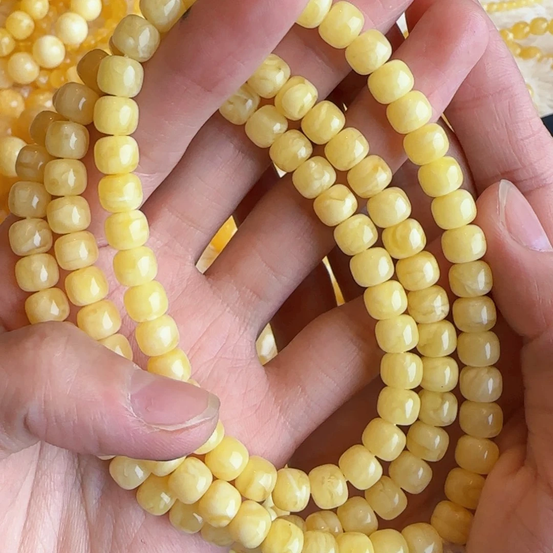 蜜蜡裸石未镶嵌蜜蜡