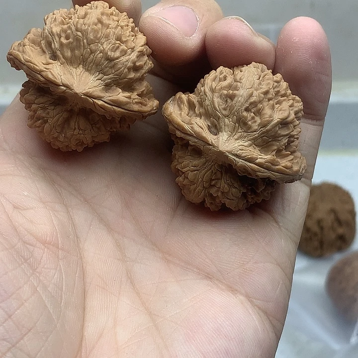 文玩核桃吊坠37 球形满天星