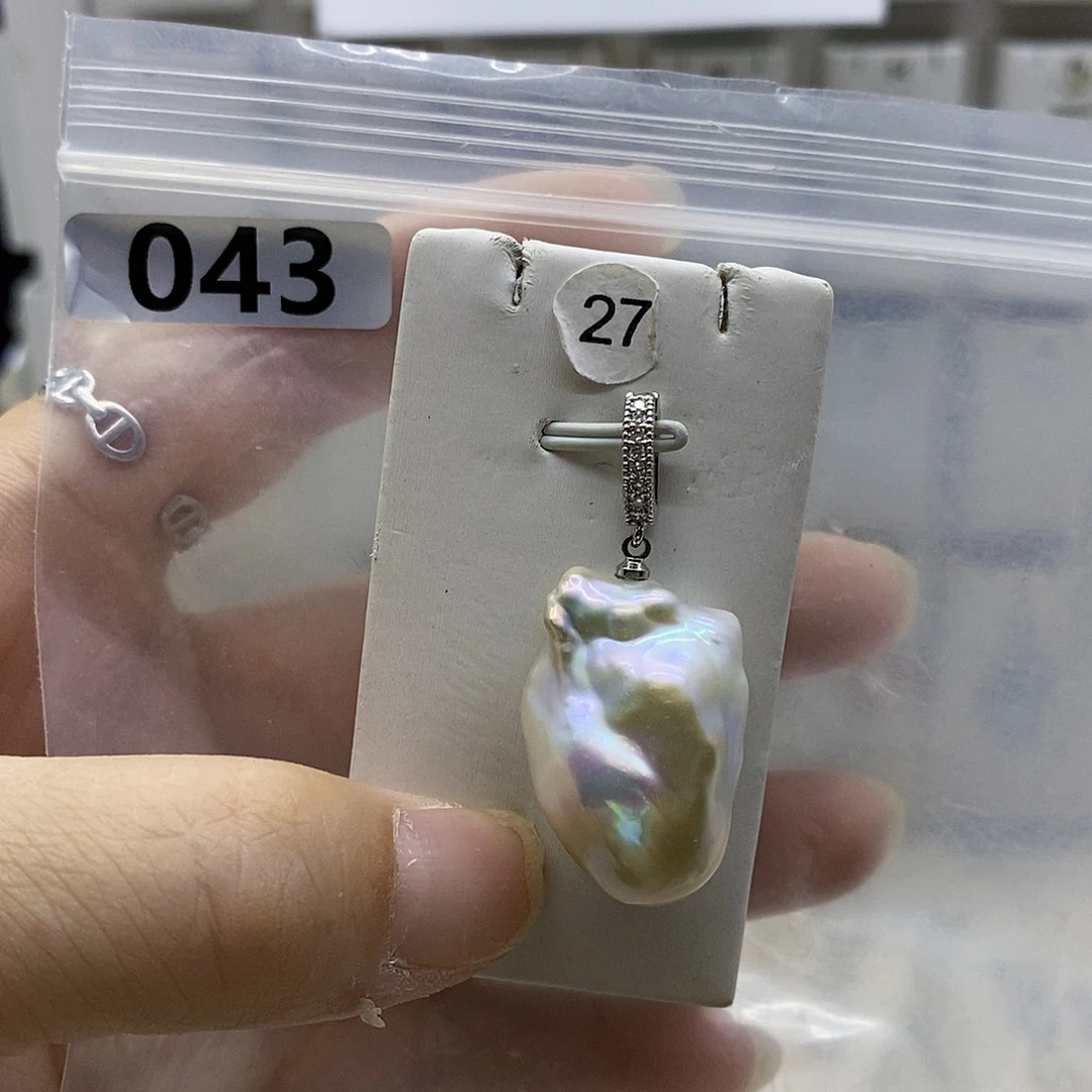 合金耳饰淡水珍珠